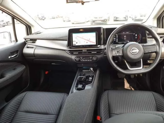 Nissan AURA G　FOUR　レザーエディション photo 3
