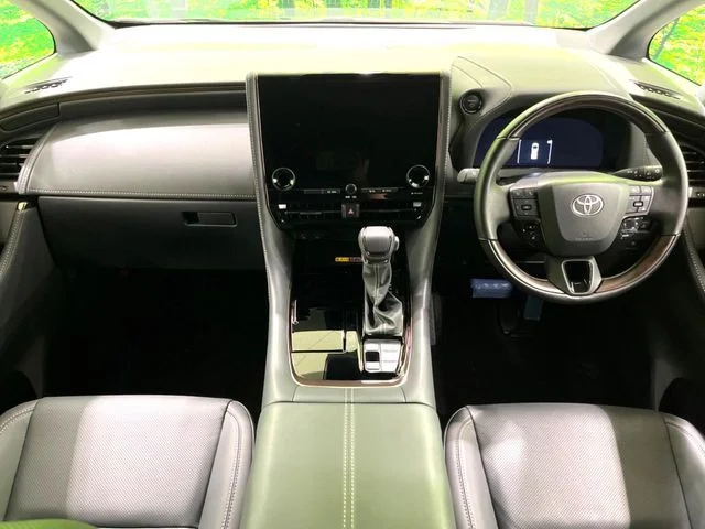 Toyota ALPHARD hybrid Z photo 3