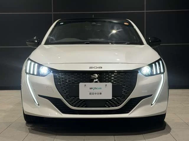 Peugeot PEUGEOT 208 GT photo 2