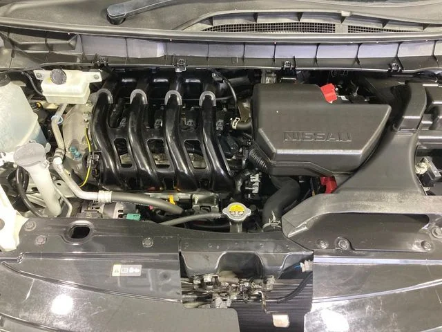 Nissan SERENA S-HYBRID ハイウェイスター　V photo 2
