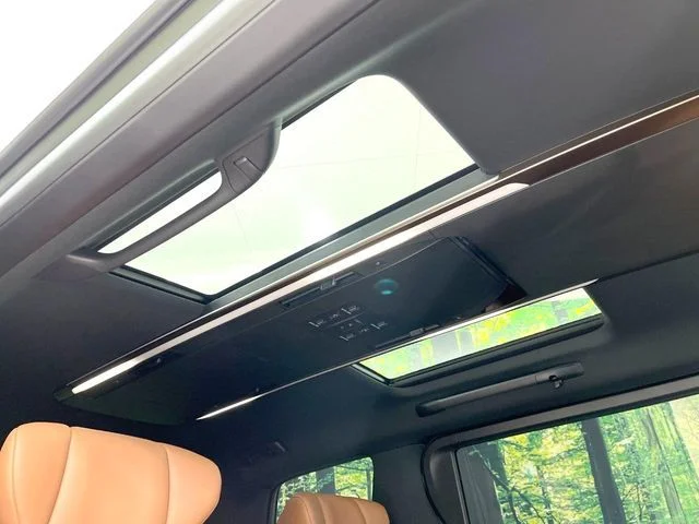 Toyota VELLFIRE Z　プレミア photo 3