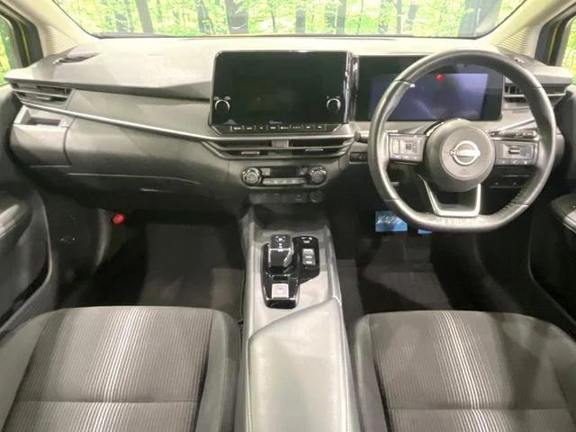 Nissan NOTE 4WD X　FOUR photo 2