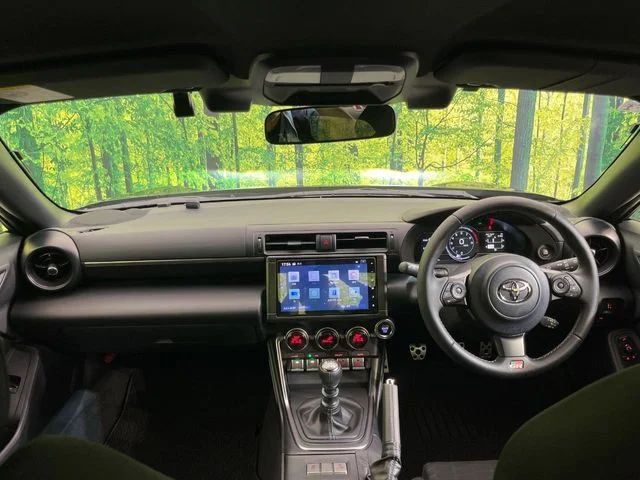 Toyota GR86 SZ photo 2