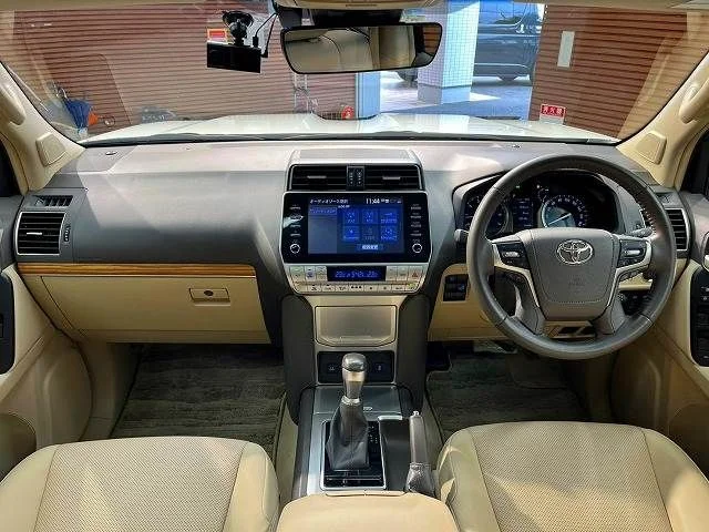 Toyota LANDCRUISER PRADO TX　Lパッケ　マットブラックEd photo 2