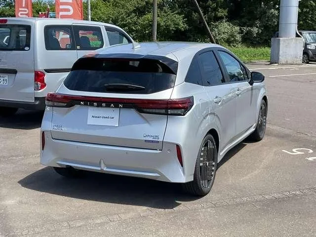 Nissan AURA G　FOUR photo 2