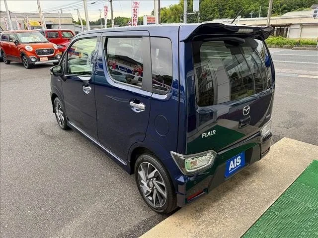Mazda FLAIR ハイブリッド　XS photo 3