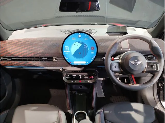 Bmw MINI ACEMAN ジョンクーパーワークス　E photo 2