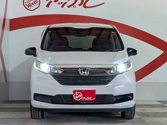 Honda FREED plus HYBRID 4WD G　ブラックスタイル photo 2