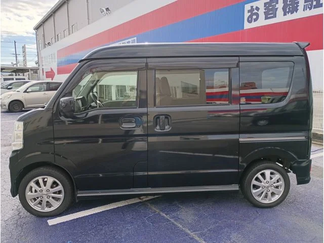 Nissan NV100 CLIPPER RIO E photo 4