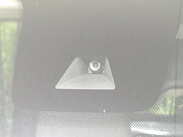 Mitsubishi eK SPACE M photo 3