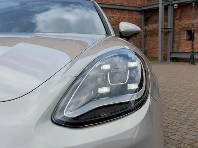 Porsche PORSCHE PANAMERA プラチナエディション photo 4