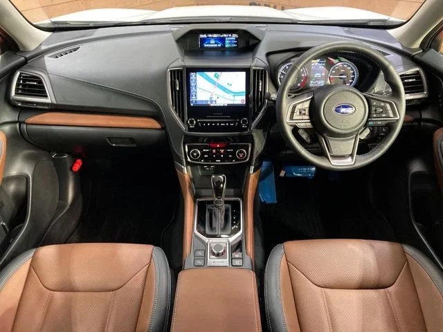 Subaru FORESTER アドバンス photo 2
