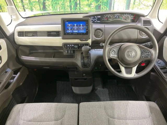 Honda N BOX L photo 2