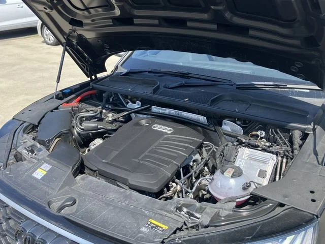 Audi AUDI Q5 Sライン　ダイナミックエディション photo 4