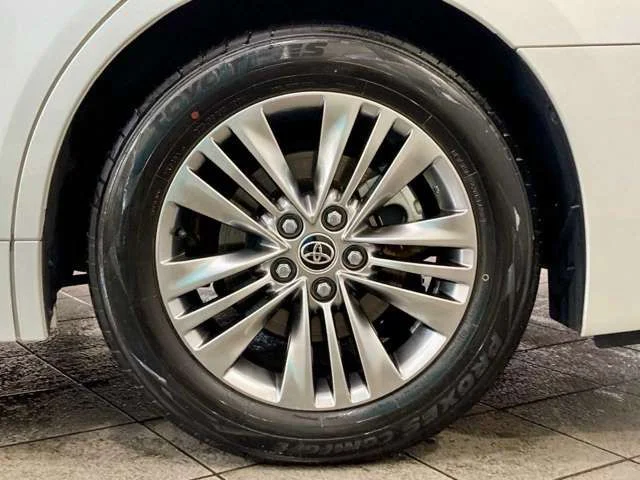 Toyota ALPHARD 4WD Z photo 3
