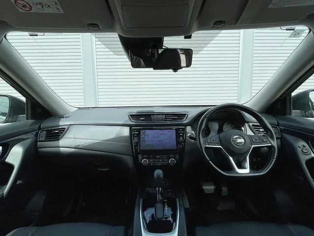 Nissan X-TRAIL 4WD 20Xi photo 2