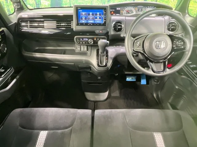 Honda N BOX L photo 2