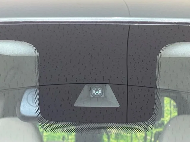 Mitsubishi eK SPACE M photo 3
