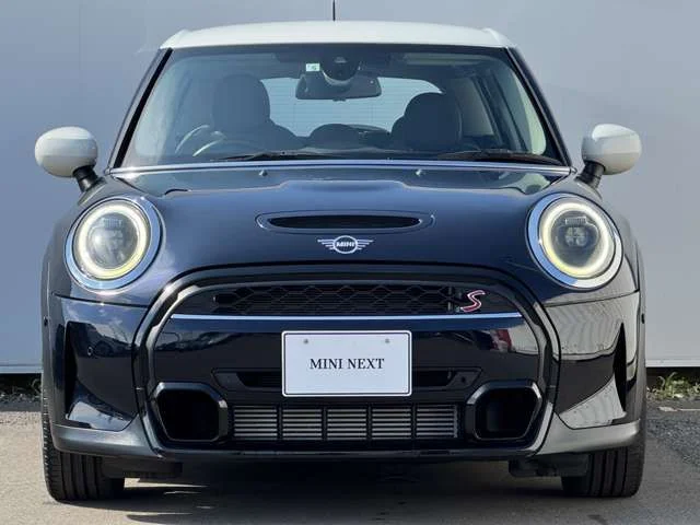 Bmw MINI COOPER SD 5DOOR ベースグレード photo 4
