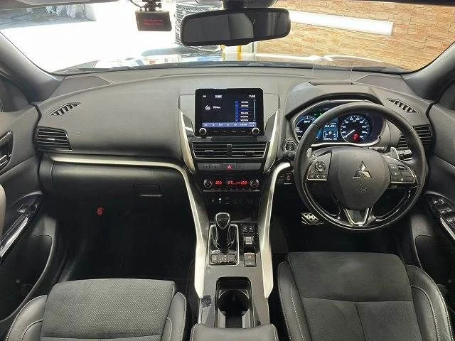 Mitsubishi ECLIPSE CROSS PHEV P photo 2