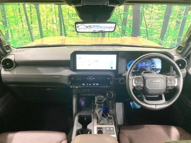Toyota LANDCRUISER 250 VX　ファースト　エディション photo 2