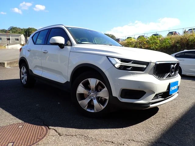 Volvo VOLVO XC40 T4　モメンタム 2019