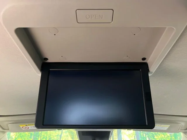 Nissan SERENA WG e−POWER　ハイウェイスター　V photo 4