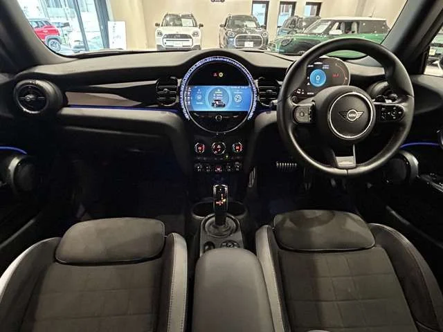 Bmw MINI ジョンクーパーワークス photo 2