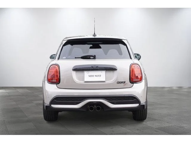 Bmw MINI COOPER SD 5DOOR ベースグレード photo 3