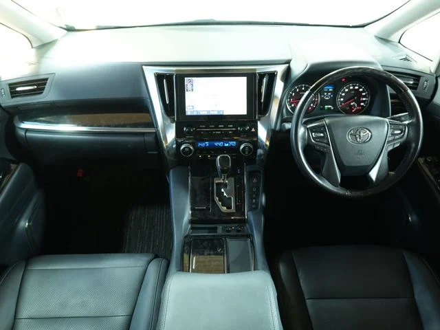 Toyota ALPHARD 4WD S　Cパッケージ photo 2