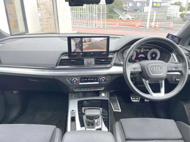 Audi AUDI Q5 SPORTBACK 40　TDI　クワトロ　Sライン photo 2
