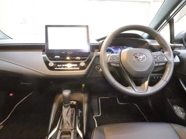 Toyota COROLLA TOURING HYBRID W×B photo 3