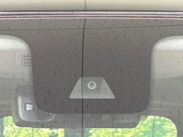 Mitsubishi DELICA MINI T　プレミアム photo 3