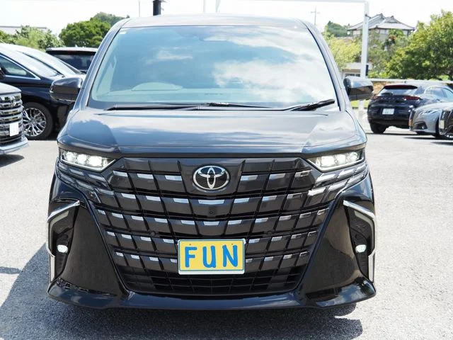 Toyota ALPHARD hybrid Z photo 2
