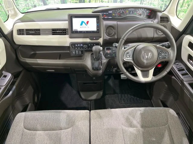 Honda N BOX 4WD L　ターボ photo 2