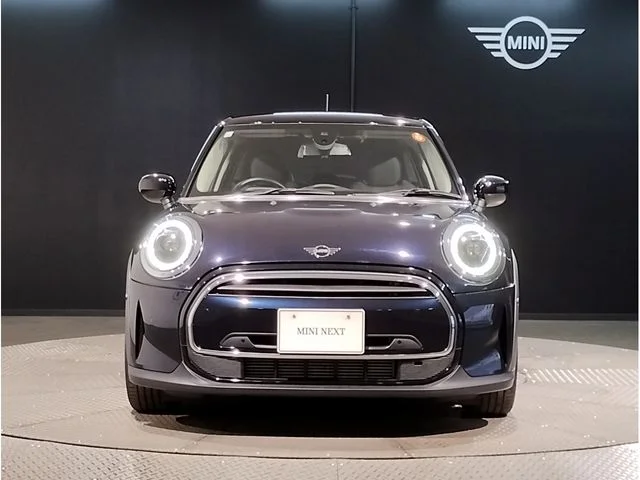 Bmw MINI COOPER D 5DOOR プレミアムプラスライン photo 4