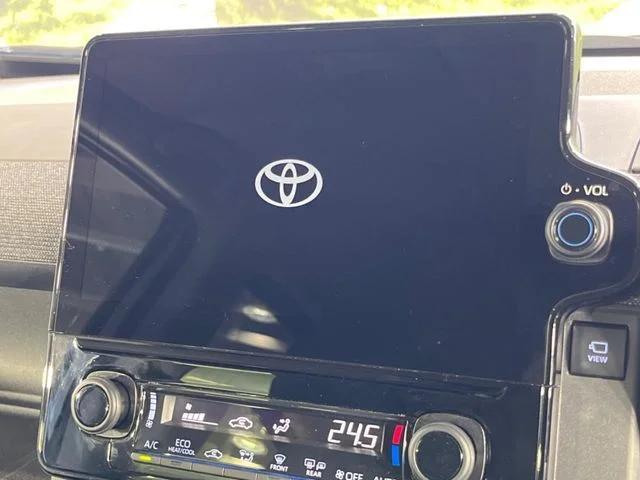 Toyota SIENTA HYBRID Z photo 4