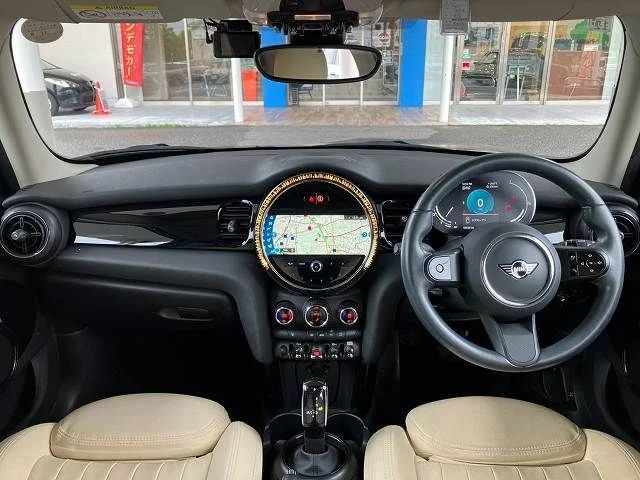 Bmw BMW MINI COOPER D 5DOOR ベースグレード photo 2