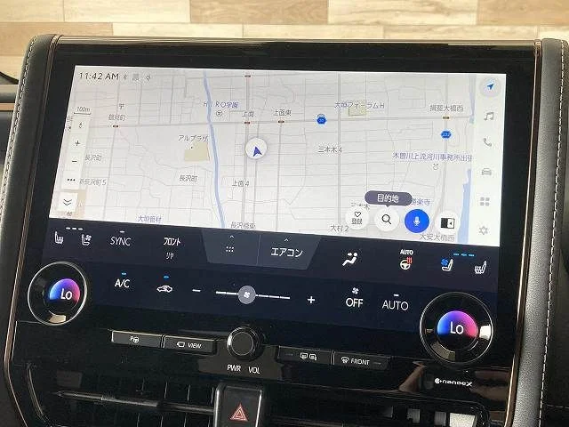 Toyota VELLFIRE HYBRID 4WD Z　プレミア photo 3