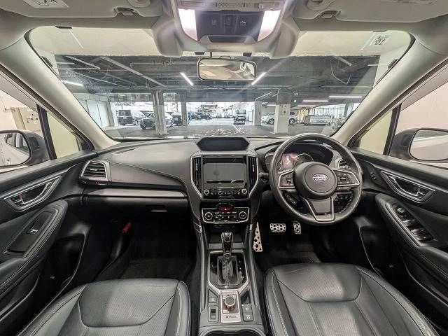 Subaru FORESTER プレミアム photo 2