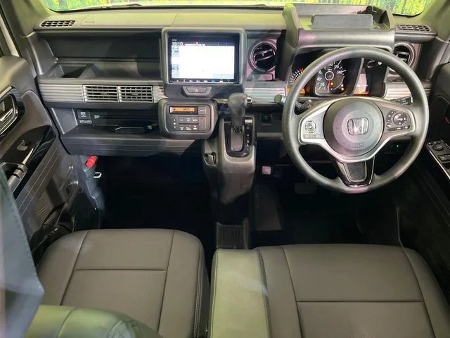 Honda N-VAN+STYLE 4WD ファン photo 2