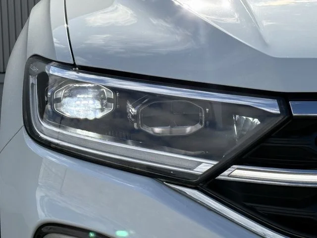 Volkswagen VOLKSWAGEN T-Roc TDI　スタイル photo 4