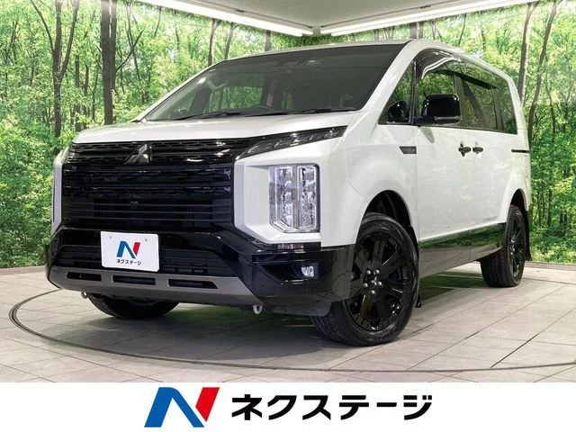 Mitsubishi DELICA D:5 4WD シャモニー 2024