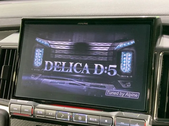 Mitsubishi DELICA D:5 4WD シャモニー photo 3