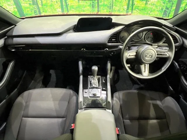 Mazda MAZDA3 FASTBACK XDプロアクティブツーリングセレク4WD photo 2