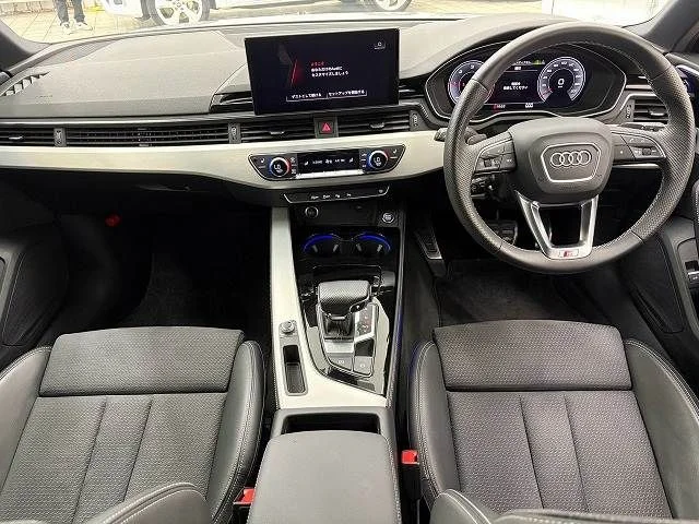 Audi AUDI A4 AVANT ブラック　スタイル　プラス photo 2