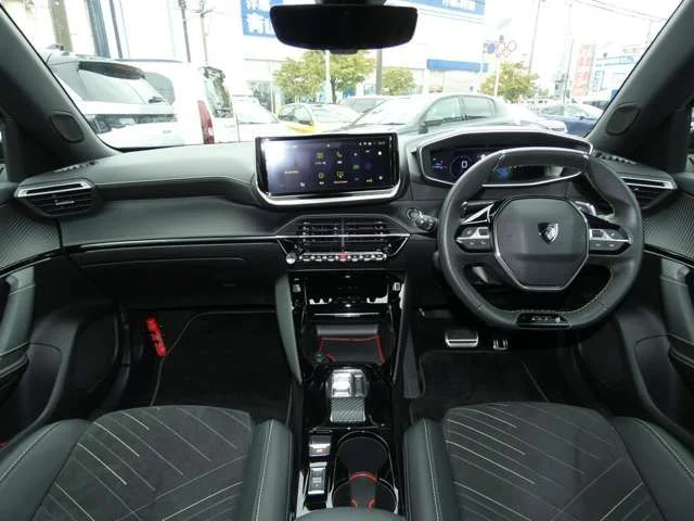 Peugeot PEUGEOT 2008 GT　ブルーHDi photo 3
