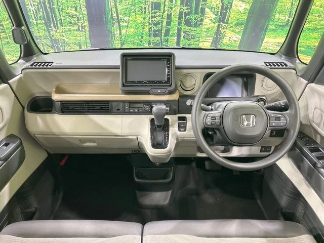 Honda N BOX ベースグレード photo 2