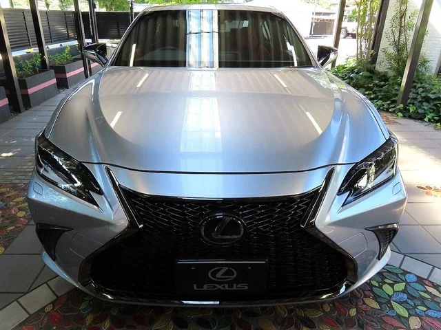 Toyota LEXUS ES300h 300h　Fスポーツ photo 4