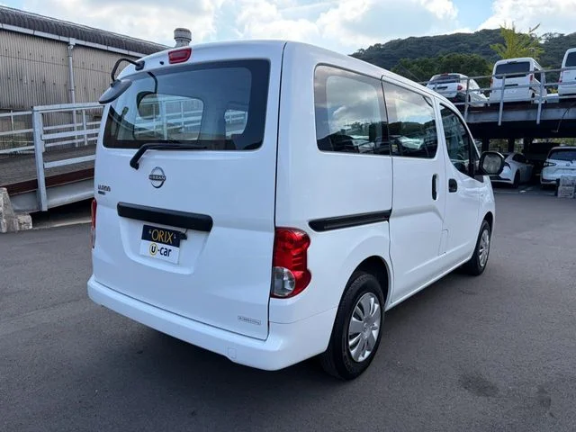 Nissan NV200 VANETTE van VX photo 3